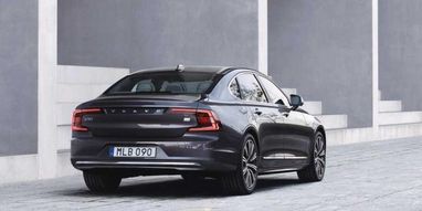 Volvo презентувала оновлені седан і універсали 90-ї серії (фото)