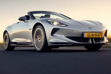 В Украину прибыл электрический родстер MG Cyberster