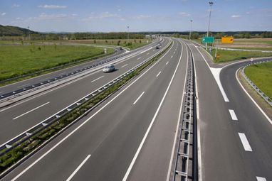 ЕС предлагает ограничить скорость на немецких автобанах