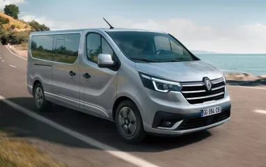 Renault випустить сімейний мінівен-кемпер Trafic з кухнею та диваном (фото)