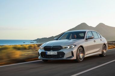 BMW 330e пропонує низьку витрату палива