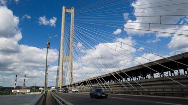Рух транспорту Південним мостом у Києві частково обмежать з лівого на правий берег