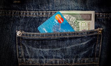 Українцям у Польщі надаватимуть по 900 злотих додаткової допомоги