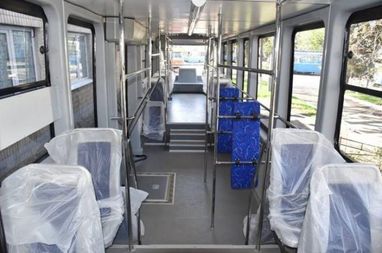 У Вінниці спорудили другий 16-метровий трамвай