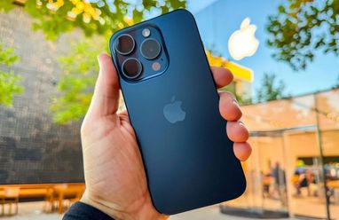 Apple заявила, що збільшила термін служби акумулятора iPhone 15 вдвічі