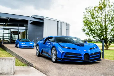 Bugatti представил первый серийный гиперкар Centodieci