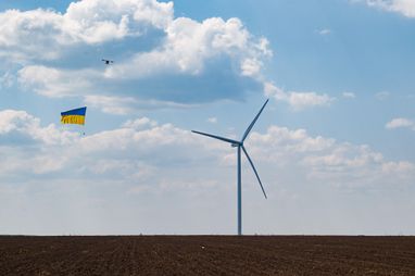 В Украине запустили ветровую электростанцию, которая станет крупнейшей в Восточной Европе