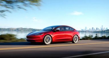 Tesla представила оновлену Model 3 для Європи