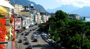 Українських біженців у Швейцарії зобов'язали продати свої автомобілі для отримання соцвиплат