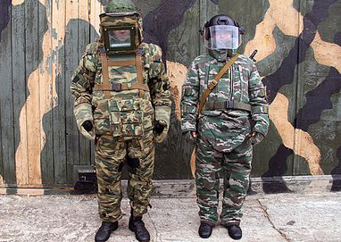 Российских саперов оденут в уникальные полиэтиленовые костюмы (ФОТО)
