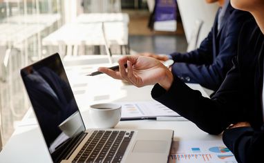 Ділова активність у лютому впала до найнижчого рівня за останні два місяці — дослідження ІЕД