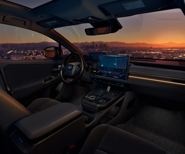 Toyota представила электрический купе-кроссовер для молодежи (фото)