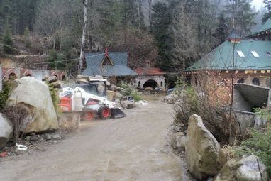 В интернете рассекретили замок Ющенко в Карпатах (ФОТО)