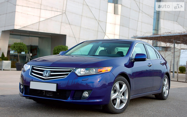 ТОП-10 семейных автомобилей с пробегом (фото)