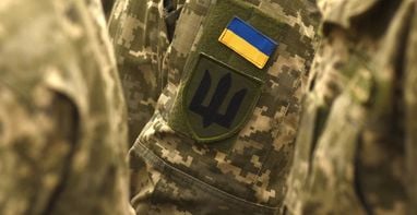 Президент доручив збільшити виплати військовим