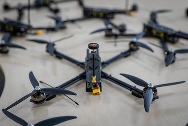 Україна цього року планує виробити «сотні тисяч» дронів різних типів
