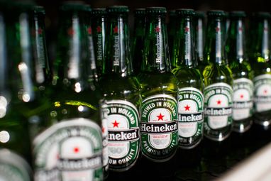 Heineken оценил российские активы на продажу в €475 млн. Компания планирует выйти из рф до конца года
