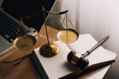 Екснардепа-бенефіціара підозрюють у причетності до розтрати майна банку в особливо великих розмірах