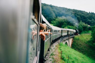 В яких країнах Європи дешевше подорожувати залізницею, ніж літаком: маршрути