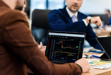 Випробування в Україні ШІ для дронів: акції компаії злетіли на 1200%