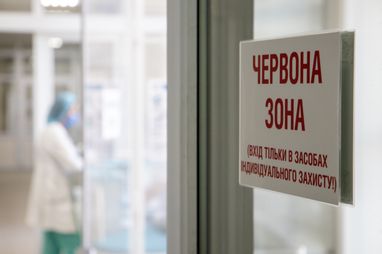 Правительство готовит послабление карантинных ограничений из-за улучшения ситуации с ковидом