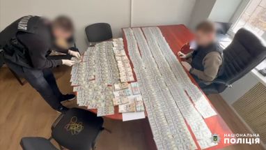 Нацполіція затримала топпосадовців Київзеленбуду, які планували отримати 25 млн грн «відкатів»