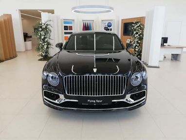 В Украине презентовали новенький Bentley (фото)