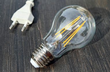 За первые три дня украинцы обменяли уже более 750 тыс. ламп на энергосберегающие — Шмыгаль