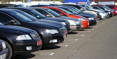 Уряд визначив три пункти пропуску для авто, придбаних громадянами за кордоном