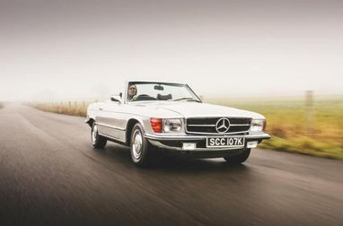 Класичний Mercedes-Benz SL переробили на електрокар (фото, відео)