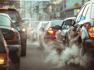 В ЕС запретили выпуск автомобилей с классическим двигателем с 2035 года