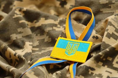 Які доплати отримують військові у 2025 році