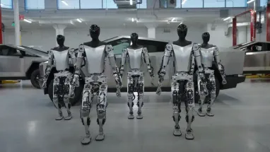 Робот-гуманоид Tesla Bot получил обновление и стал еще больше похож на человека (видео)