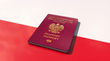 У 2022 році українці у Польщі отримали рекордну кількість польських паспортів