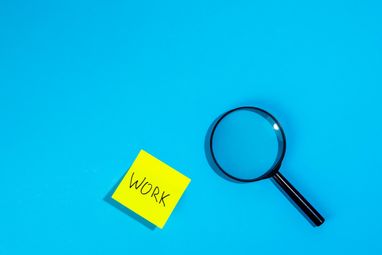 В Україні вакансій майже вдвічі більше, ніж безробітних