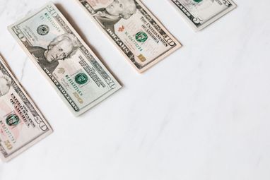 Конец февраля на валютном рынке: что будет с долларом