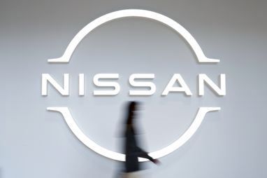 Renault продаст часть акций Nissan стоимостью €765 млн