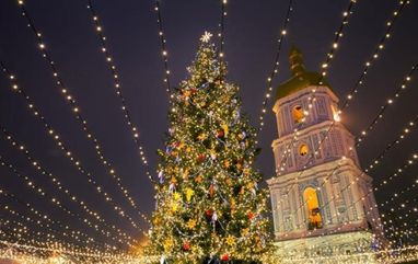 Київська ялинка перемогла в рейтингу найкращих різдвяних ялинок Європи
