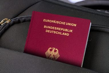 Германия упрощает получение гражданства