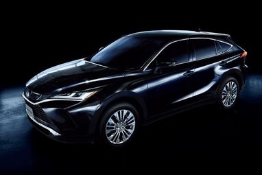 Представлен обновленный кроссовер Toyota Harrier (фото)