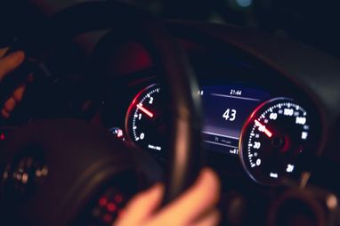 Скоростной режим в автомобиле