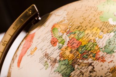 Країни з найбільшою кількістю мігрантів: на якому місці опинилась Україна (інфографіка)