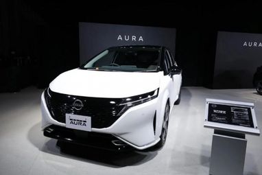Nissan представил новый хэтчбек Note Aura (фото, видео)
