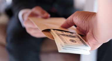 Винагороди викривачам корупції: Кабмін хоче запровадити нову процедуру