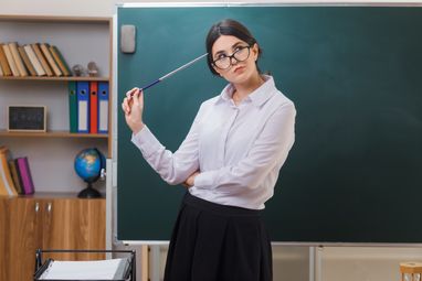Как отличается зарплата учителей в государственных и частных школах