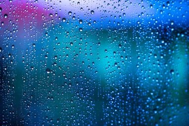 Китайские ученые научились превращать дождевую воду в энергию