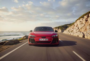 Audi выпустила стильный спортивный электрокар с запасом хода более 600 км (фото)