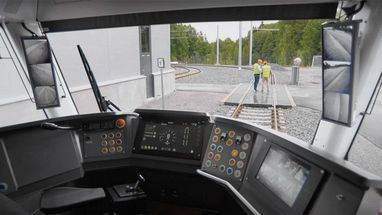 Skoda представила беспилотный трамвай с инновационной системой Smart Depot (фото)