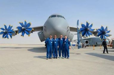 "Антонов" показав нові літаки на виставці в Дубаї (фото)
