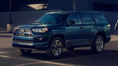 Toyota представила обновленный 4Runner в спортивном исполнении TRD (фото)